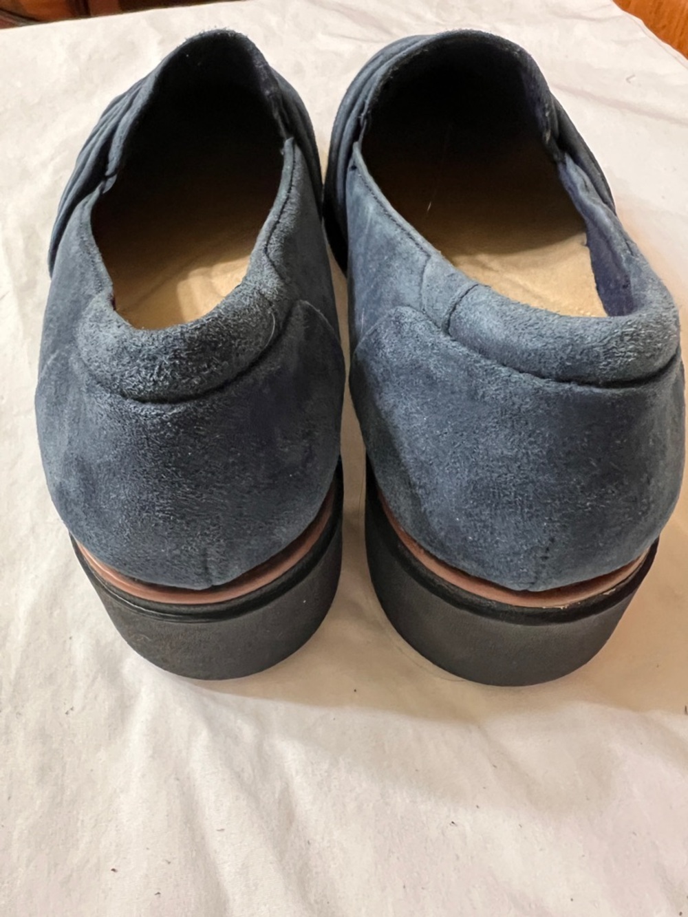 Clarks Navy Suede Ruched Slip-On Loafers - Picture 3 of 9